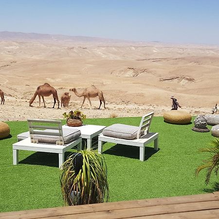 Sun, Mountain & Adventure Hotel Arad Buitenkant foto