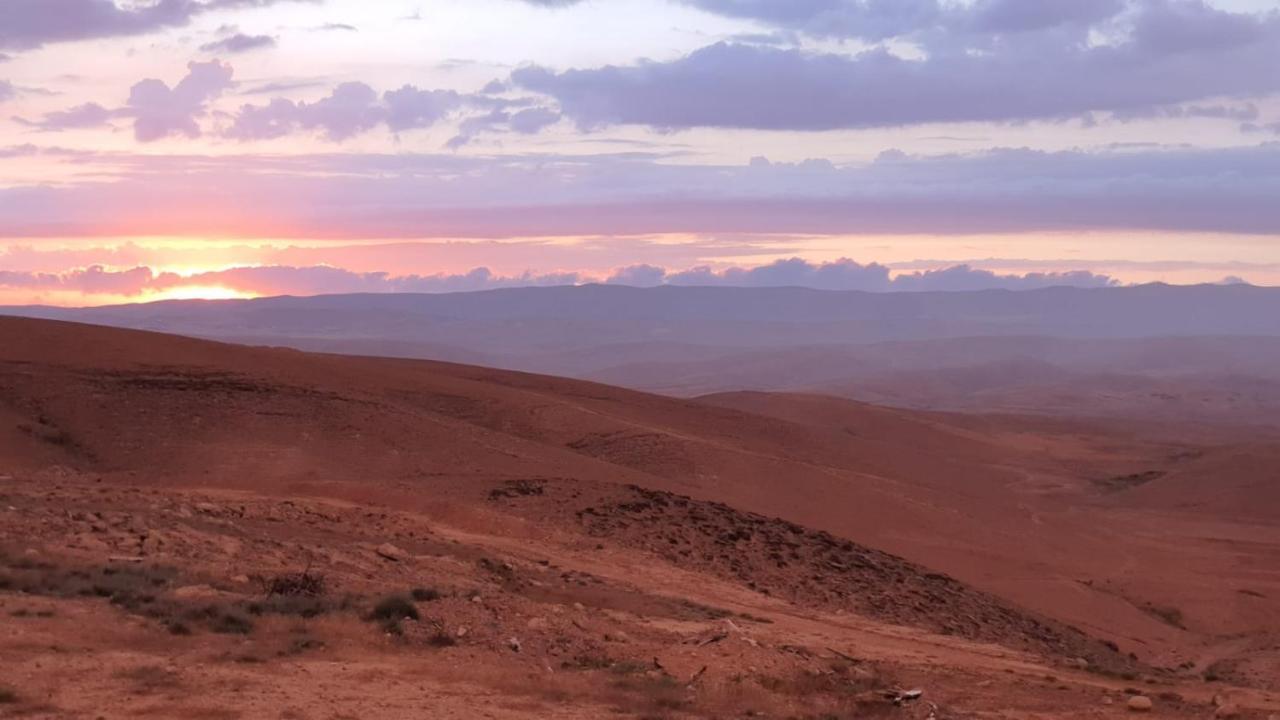 Sun, Mountain & Adventure Hotel Arad Buitenkant foto