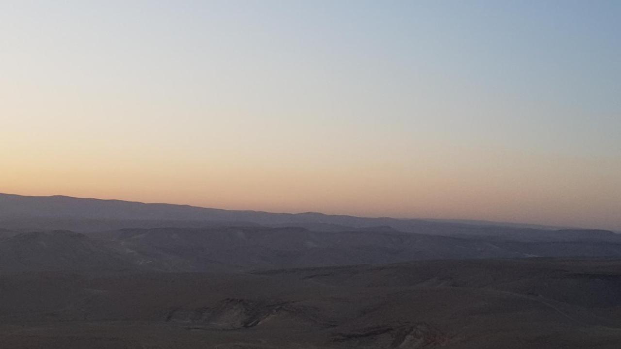 Sun, Mountain & Adventure Hotel Arad Buitenkant foto
