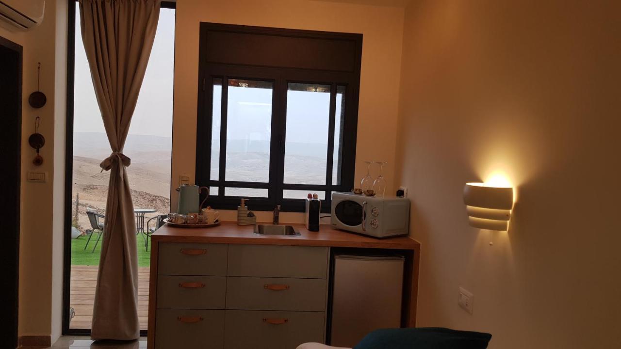 Sun, Mountain & Adventure Hotel Arad Buitenkant foto